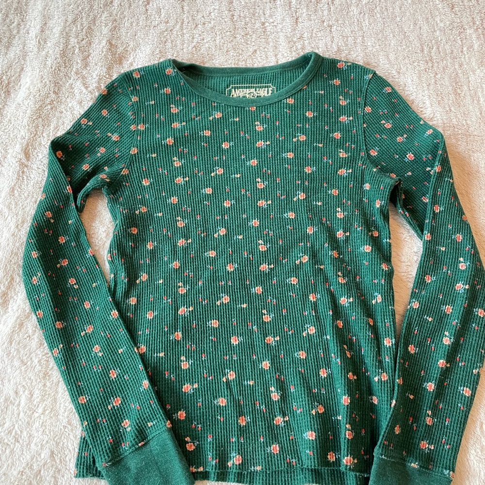 American Eagle thermal floral shirt